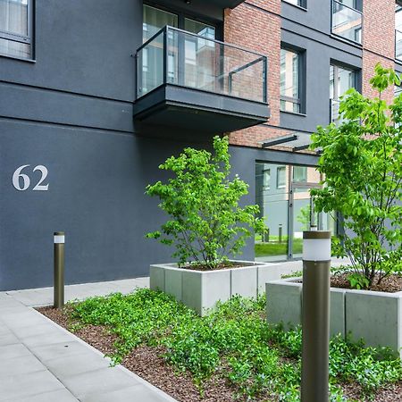 Apartment With Balcony And Free Parking In Poznan By Noclegi Renters 外观 照片
