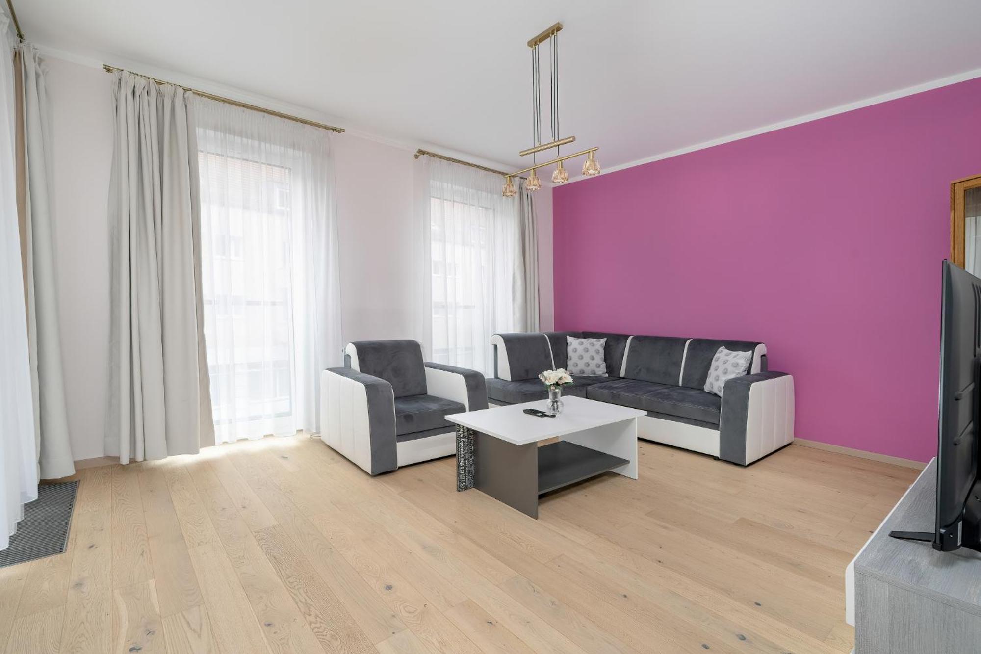 Apartment With Balcony And Free Parking In Poznan By Noclegi Renters 外观 照片