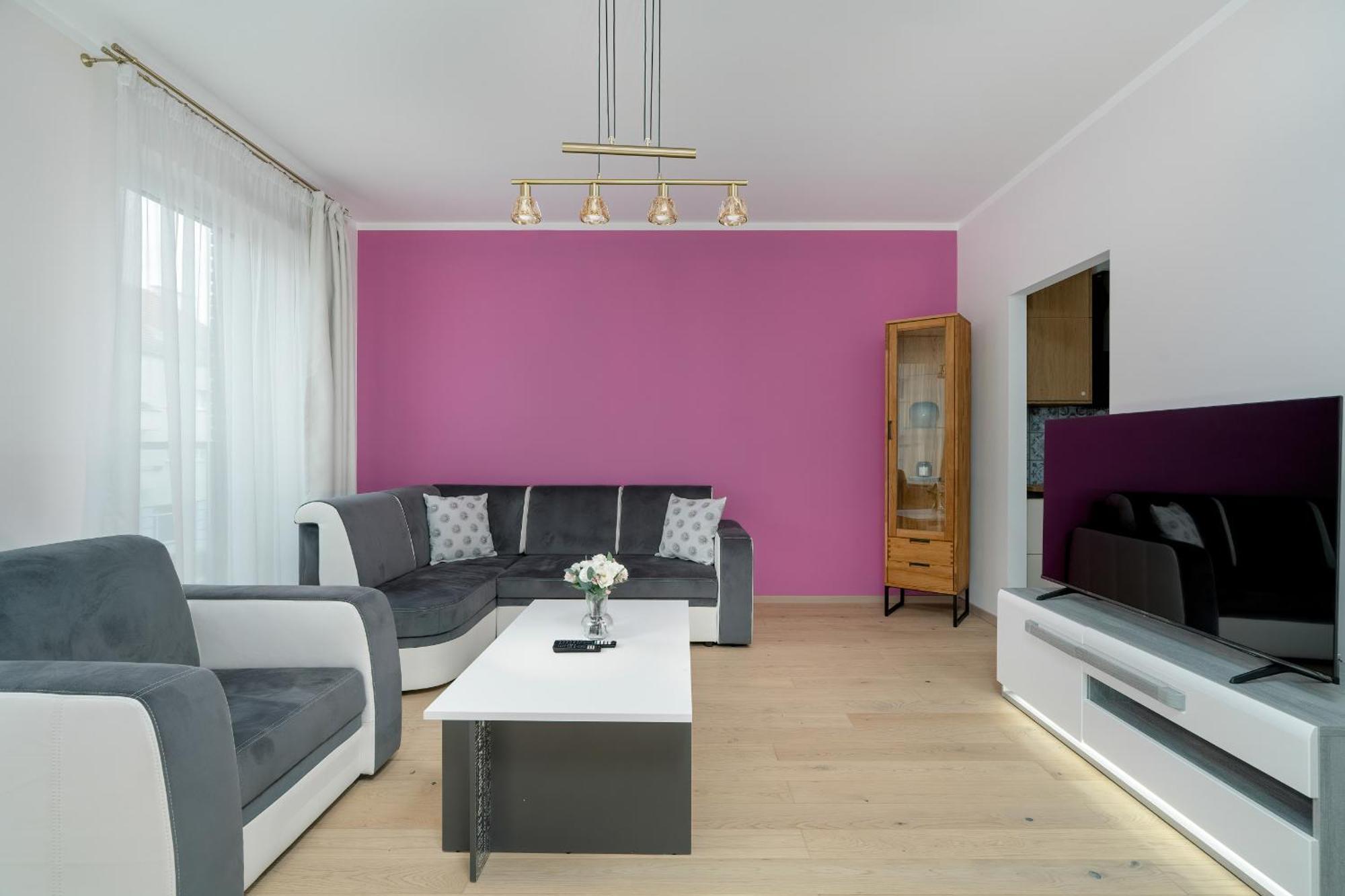 Apartment With Balcony And Free Parking In Poznan By Noclegi Renters 外观 照片